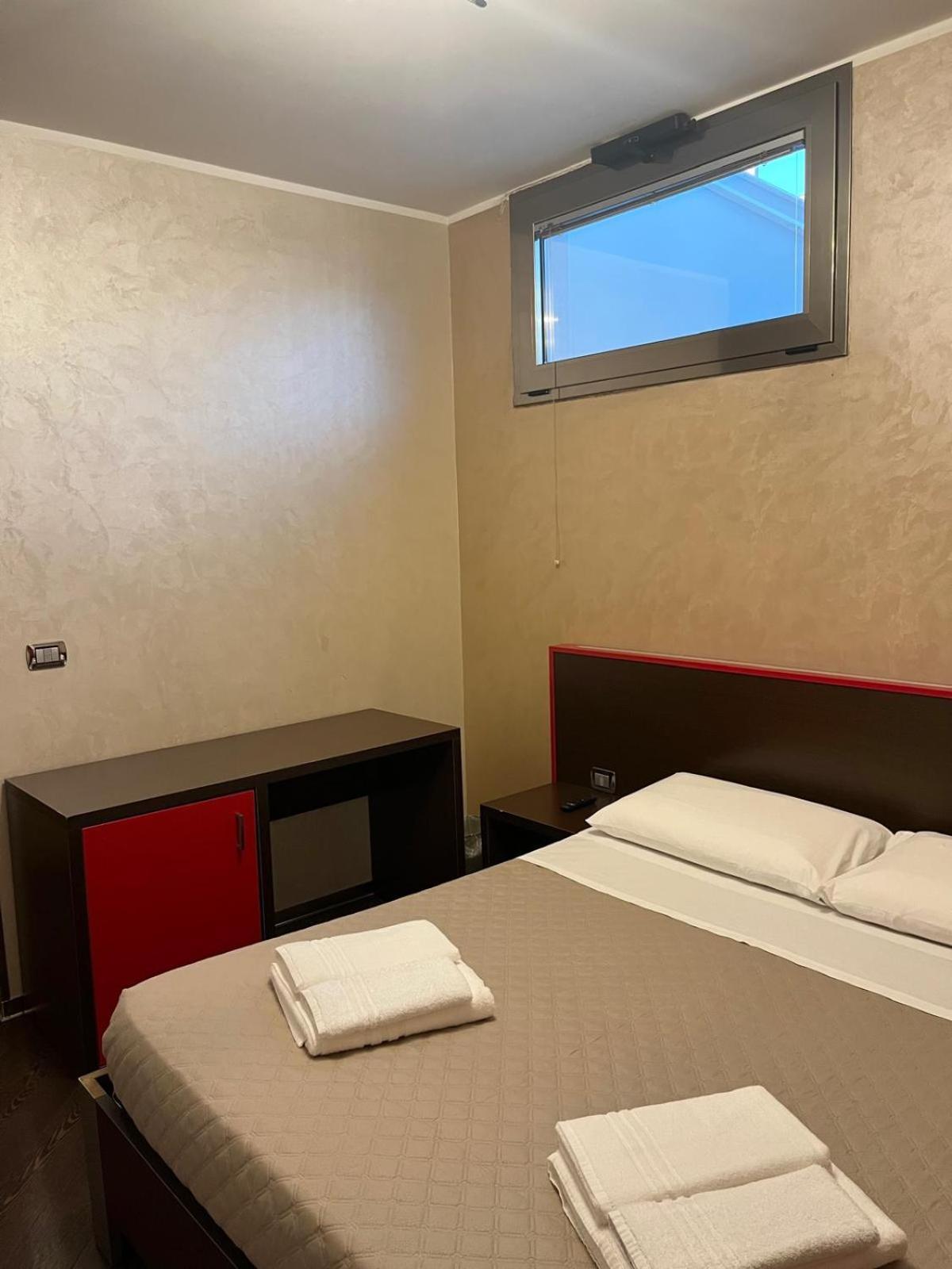 Affittacamere Monti Porto Cesareo Ngoại thất bức ảnh